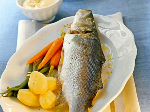 Branzino lesso in bianco 