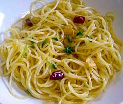 spaghetti-aglio-olio-e-peperoncino