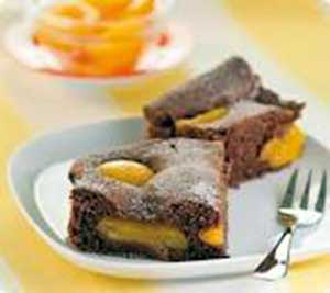 torta-pesche-e-cioccolato